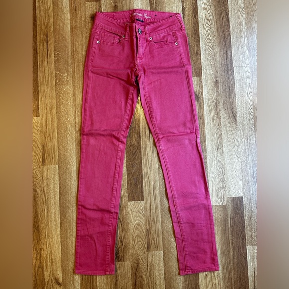 American Eagle Outfitters Denim - Pink denim American Eagle jean size 0 skinny stretch